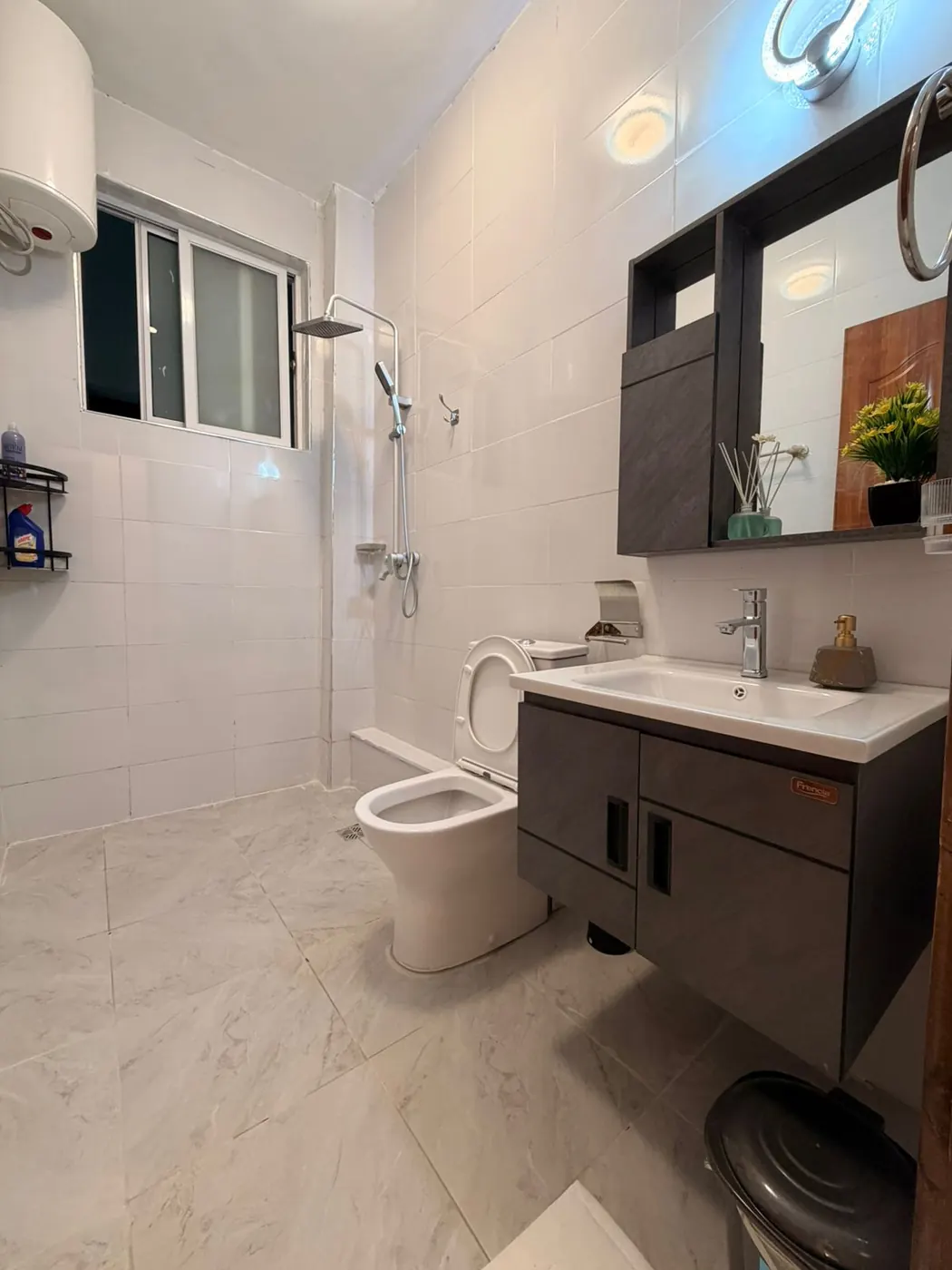 Airbnb Modern Bathroom
